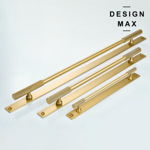  Elegant brass appliance pull with a polished finish, perfect for a touch of luxury
